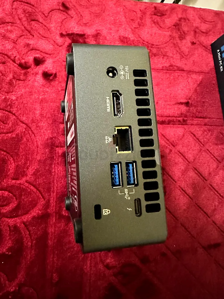 Intel NUC Mini PC Kit - Power and Performance in a Compact Size!63255537521921117