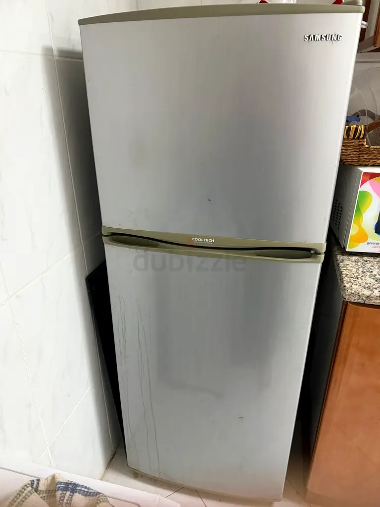 Modern Refrigerator for Sale - Perfect Condition! 300L