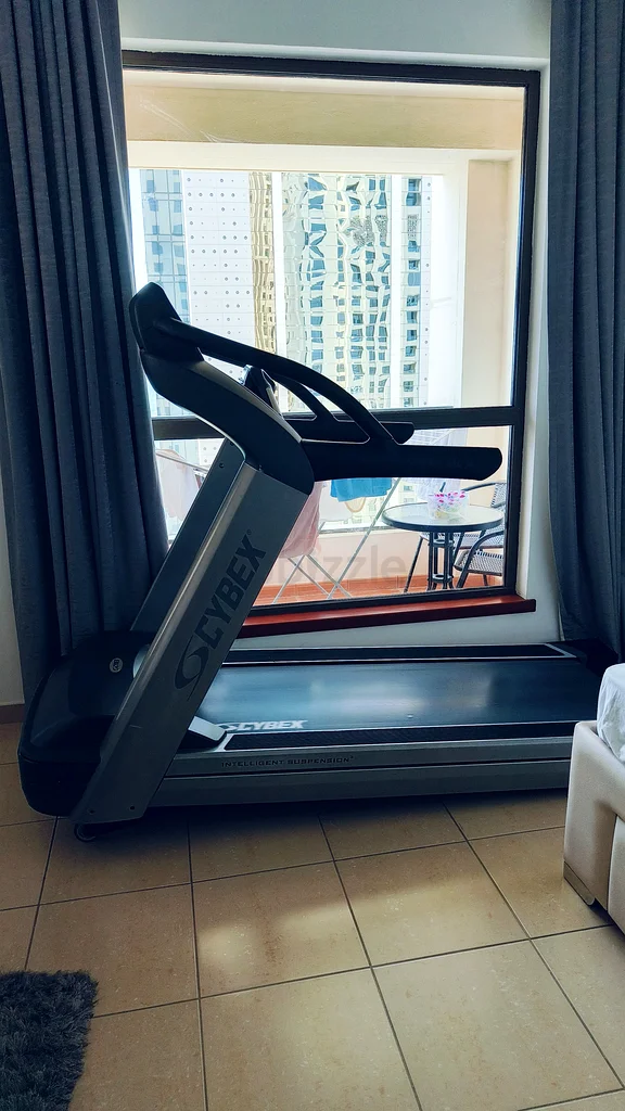 Premium CYBEX Treadmill - Elevate Your Fitness Journey! (90% off the new price)63265599083778113
