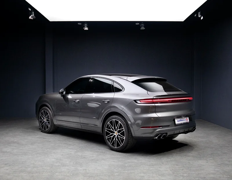 SUMMER PRIVÉ OFFER • 7,850x60 • 0% DP • 2024 Porsche Cayenne Coupe • Porsche Warranty • GCC63150023099778112
