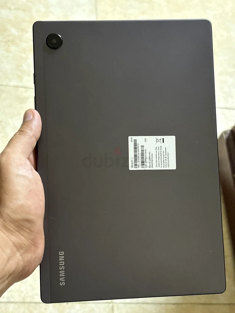 جهاز لوحي SAMSUNG GALAXY A8 بسعة 4/64 مع دعم للاتصال الخلوي. نادر الاستخدام63220826914435111