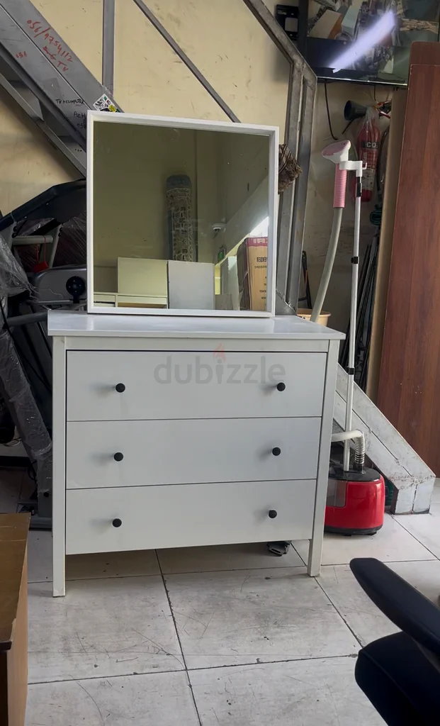 Stylish White Dresser with Mirror for Sale63219826050177110