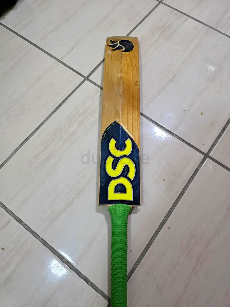 Cricket Bat63246746286851111