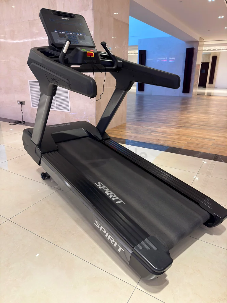 Spirit Fitness Commercial Treadmill CT 90063170415725187112