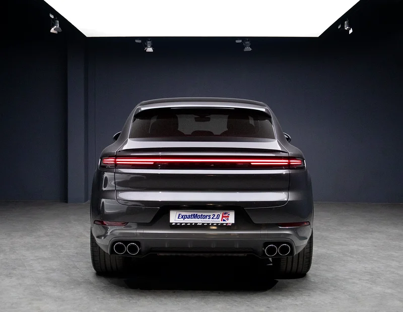 SUMMER PRIVÉ OFFER • 7,850x60 • 0% DP • 2024 Porsche Cayenne Coupe • Porsche Warranty • GCC63150023099778113