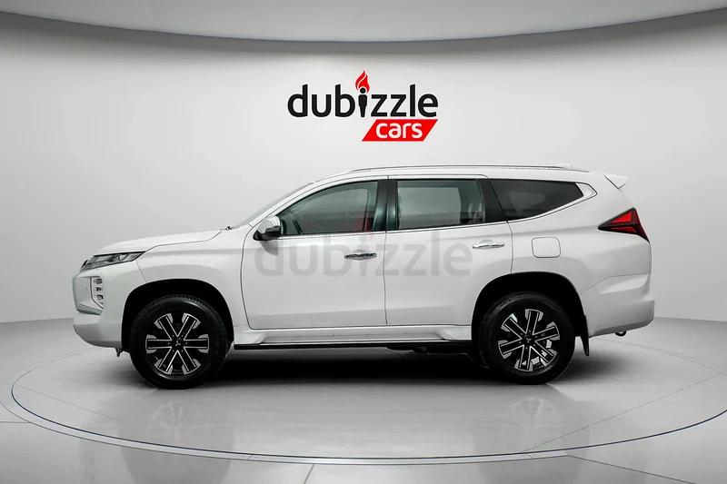 AED 1315/month | 2022 Mitsubishi Montero Sport  | GCC Specs | Ref#32803263224310567041114