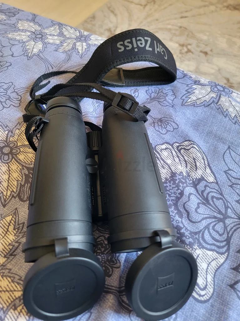 High-Quality Laser Scope for Precision Targeting zeiss binocular63235112549891114