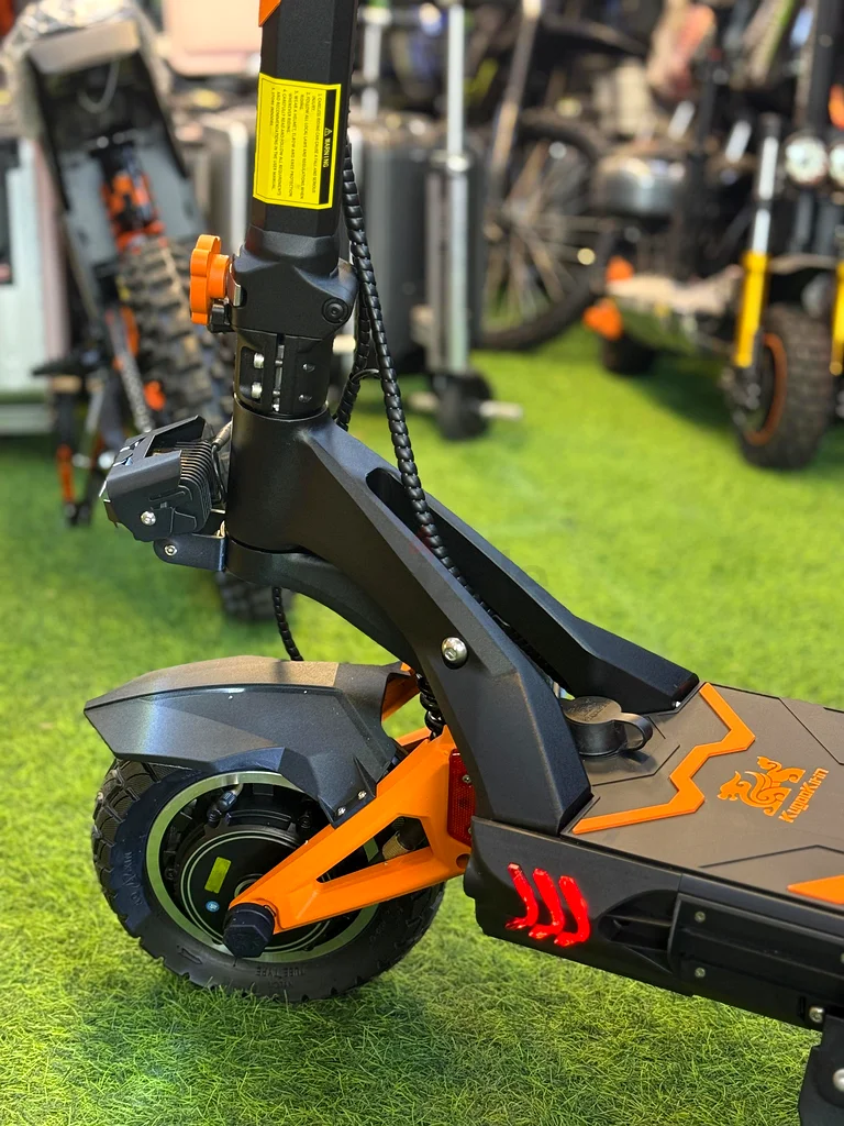 Kugoo Kirin G3 Pro Experience worry-free rides with the G3 Pro electric scooter!63169936633346114