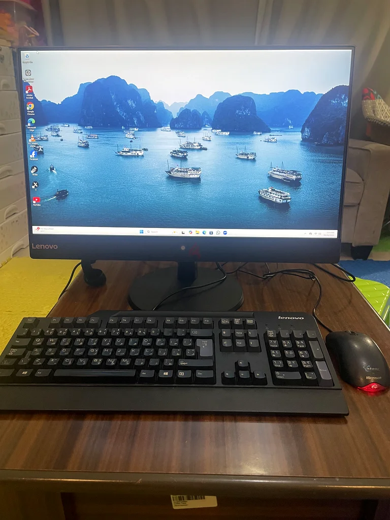 جهاز لينوفو الكل في واحد V510Z بحجم 23 بوصة، معالج إنتل كور i7، شاشة FHD، ذاكرة عشوائية 16 جيجابايت، وسعة تخزين 256 جيجابايت من نوع SSD، نظام تشغيل ويندوز 11 برو63167119428737112