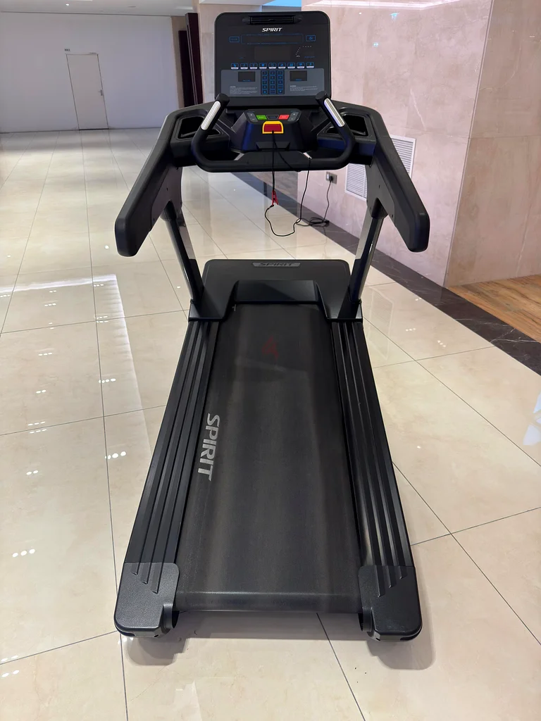 Spirit Fitness Commercial Treadmill CT 90063170415725187114
