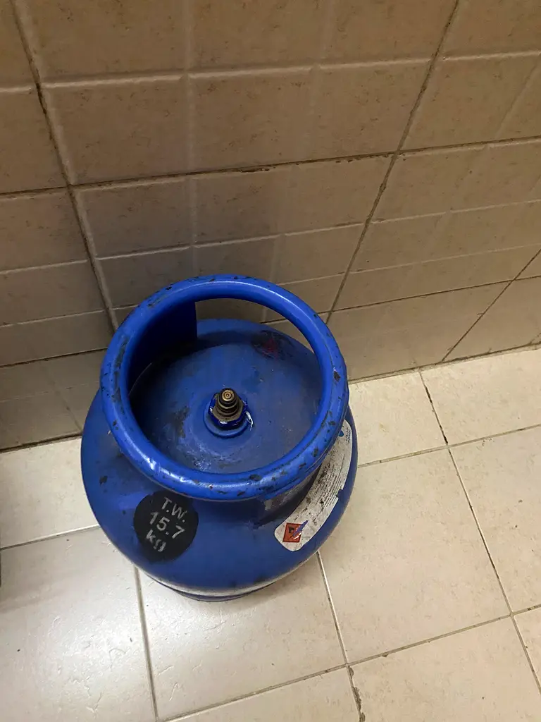 أسطوانة غاز 15.7 كجم أدنوك