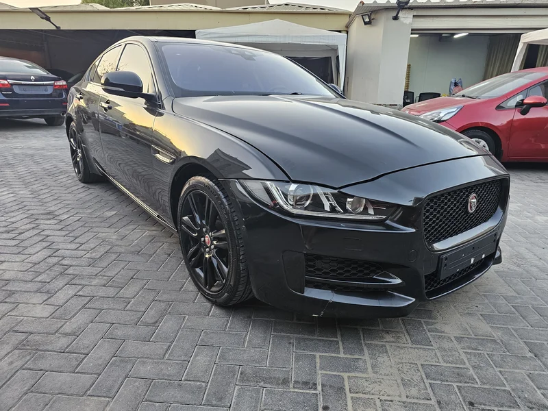 Urgent Sale JAGUAR XE 2.5T year 2017 USA Specification62930623094657112