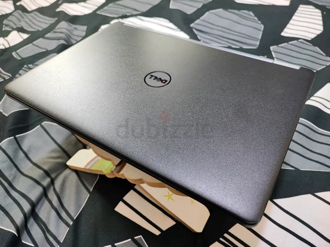 Dell Latitude E547063255527773699111
