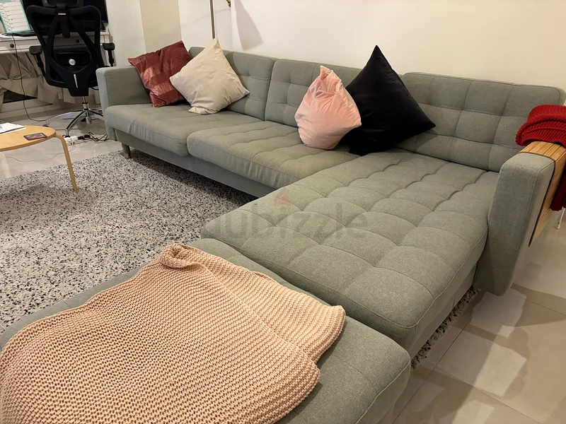Couch (4 -seater) very good quality ikea62863825188483112