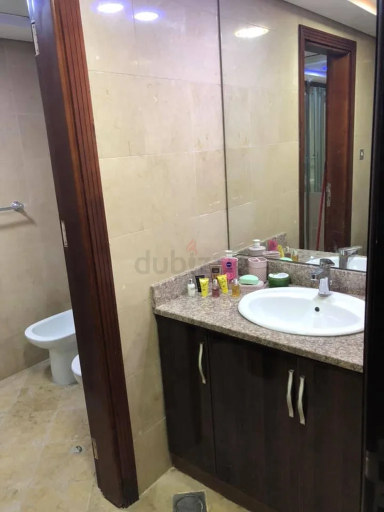 غرفة كبيرة فاخرة، منظر رائع، حمام مشترك62866803564673114