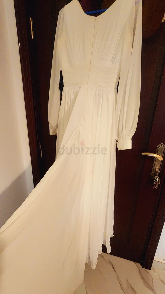 Engagement White dress63239079724162112