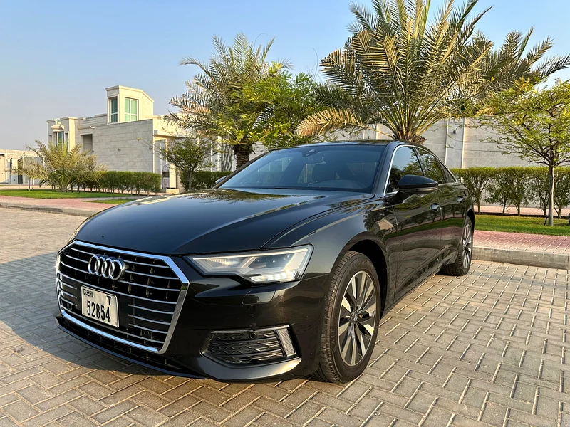A6 GCC 40TFSI with sunroof63156040969602112