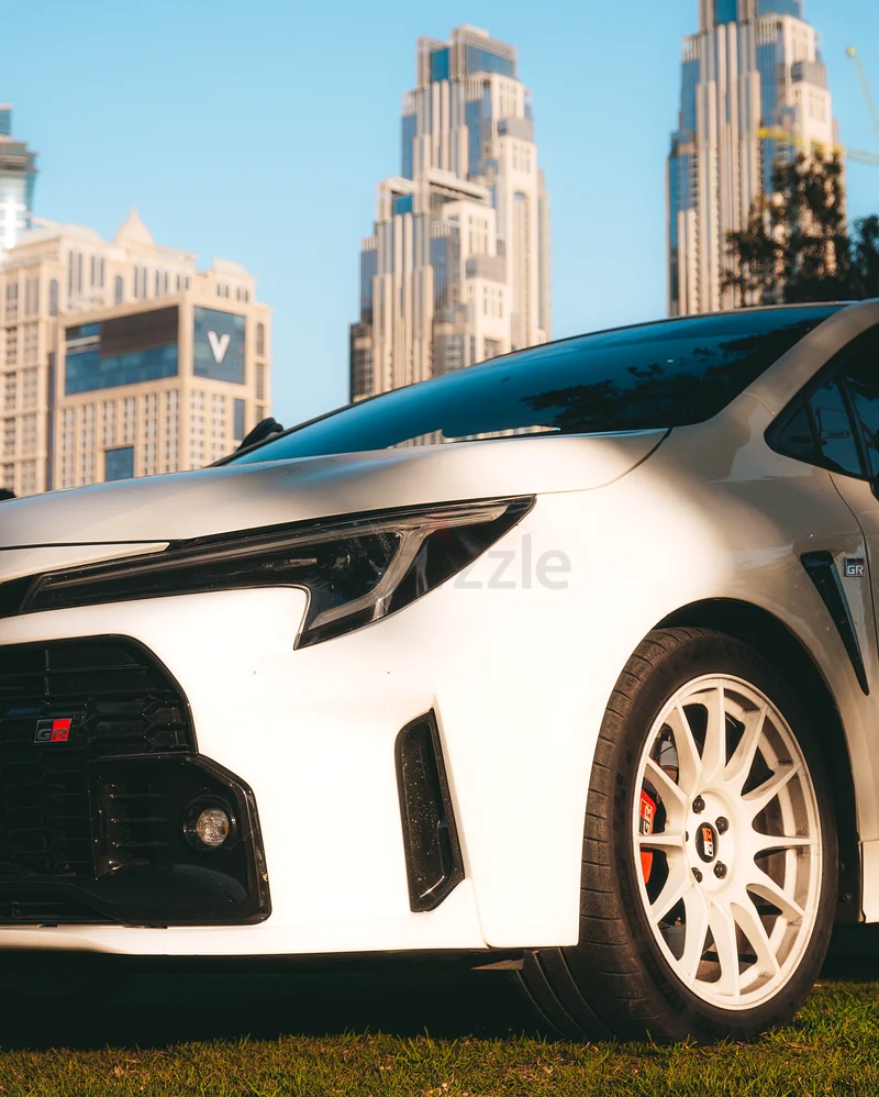 GR كورولا63165223715970113