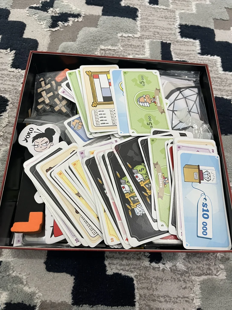 Cash N Guns Board Game62863816619394113