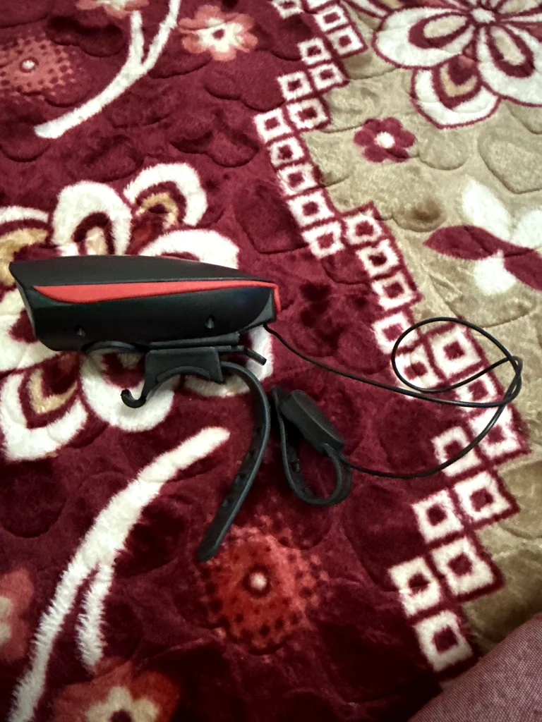 ضوء الدراجة وتنبيهات الجرس63244706216195112