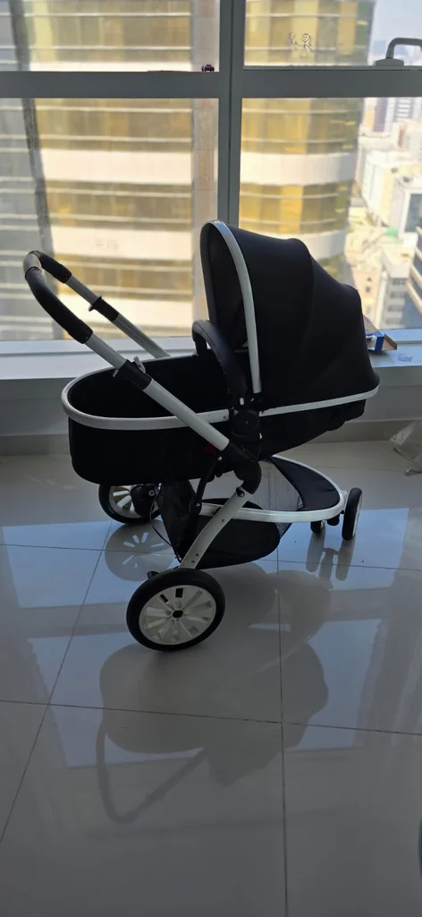 عربة أطفال أنيقة ومريحة للبيع!62932700637185111