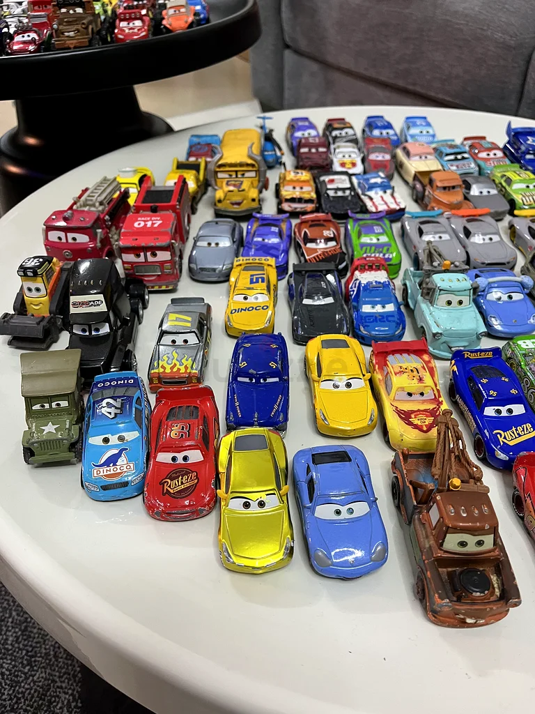 Preowned (used) Assorted Disney Cars Movie Die Cast Metal cars (97pcs)63263500363394111