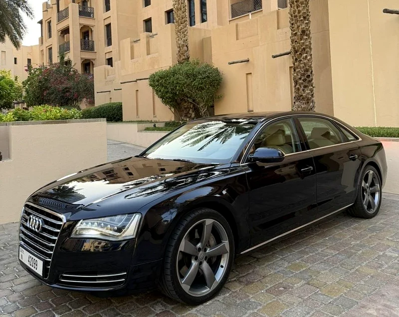 أودي A8 من طراز S-LINE رائعة ** مواصفات دول مجلس التعاون ** حافظت جيداً ** خيارات كاملة63168028534275112