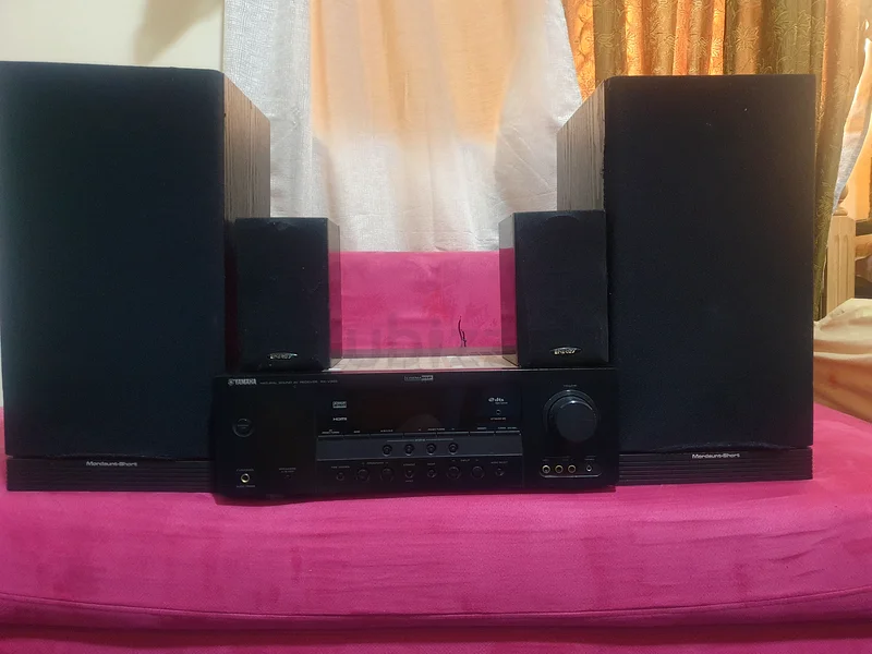 Yamaha home theater Receiver RX-V363, Speakers Mordaunt- Short and Energy632629386083861121