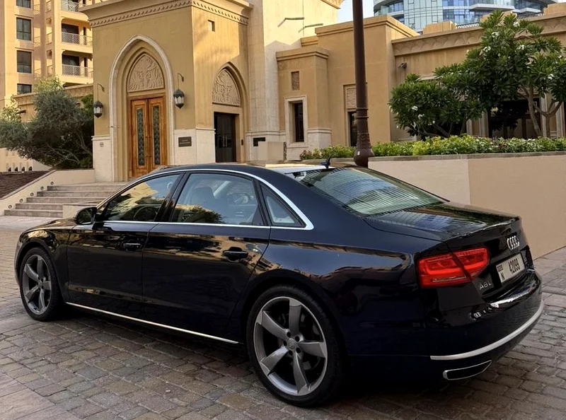 أودي A8 من طراز S-LINE رائعة ** مواصفات دول مجلس التعاون ** حافظت جيداً ** خيارات كاملة63168028534275113