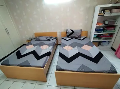 Stylish Twin Bed Set with Modern Design with Mattress 121cm*55cm