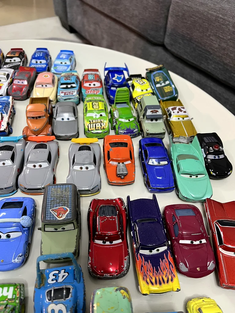 Preowned (used) Assorted Disney Cars Movie Die Cast Metal cars (97pcs)63263500363394113