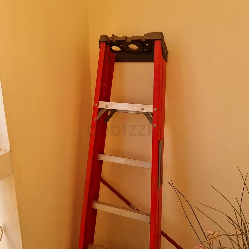 سلم63220825522818110