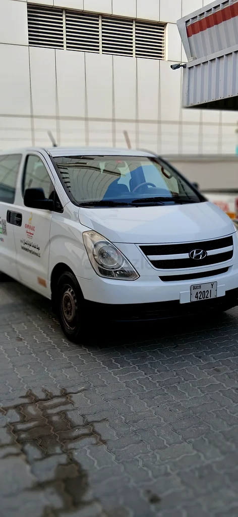 For Sale: Reliable Hyundai H1 Vehicles – Ideal for Business or Transport Use631712992646411126