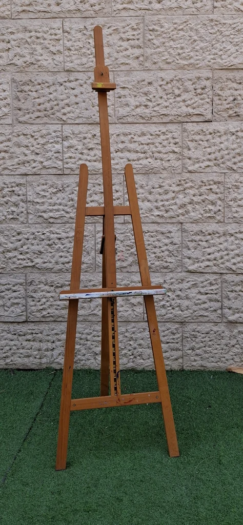 حاملة ألوان خشبية صلبة (MABEF)62933696079234112