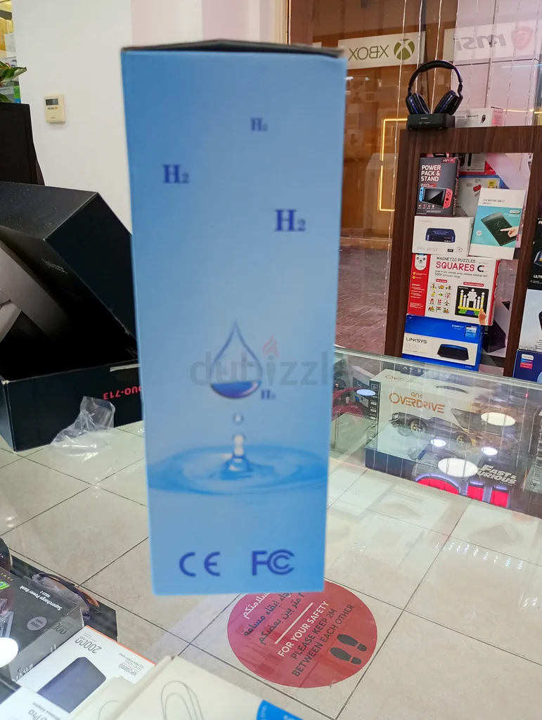 ابقَ رطبًا مع زجاجة الماء الغنية بالهيدروجين هذه!63247758669697112