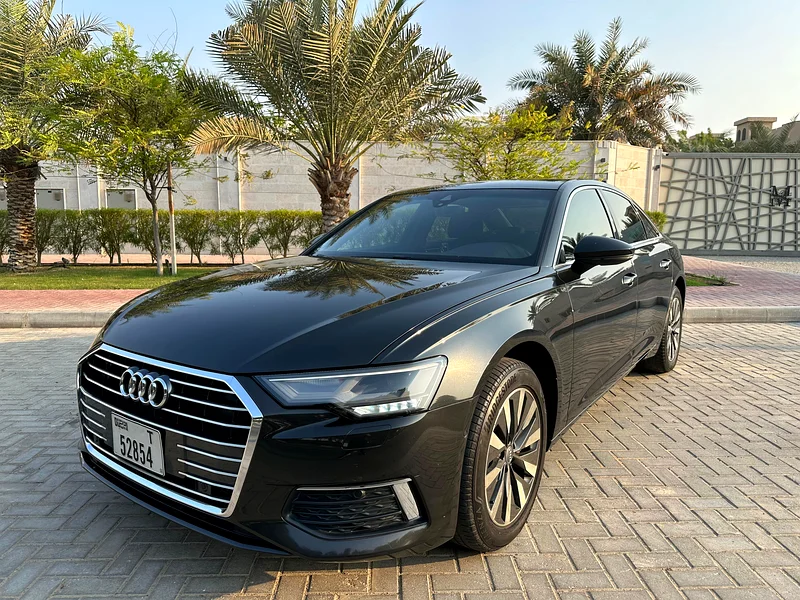 A6 GCC 40TFSI with sunroof63156040969602111
