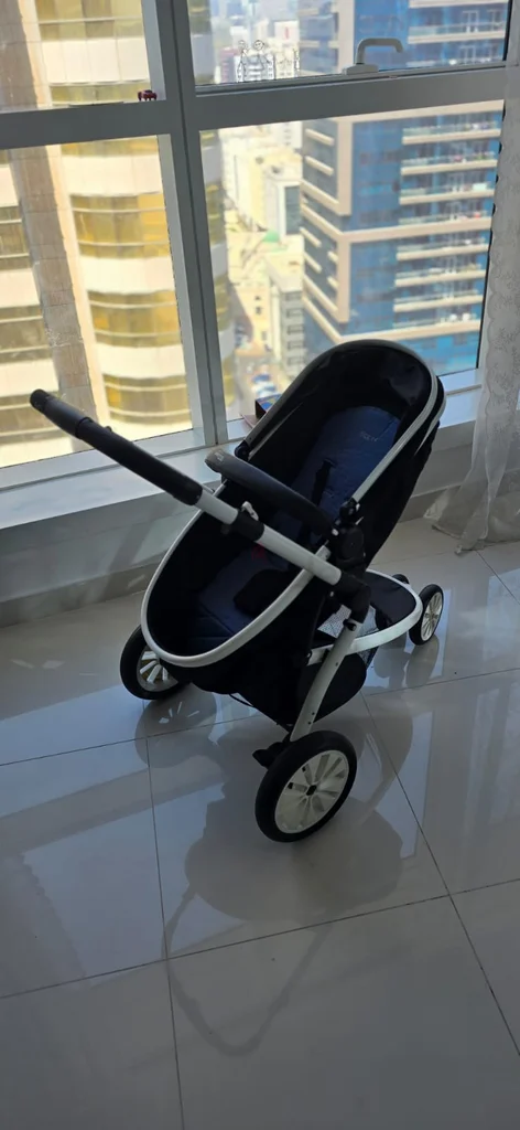 عربة أطفال أنيقة ومريحة للبيع!62932700637185111