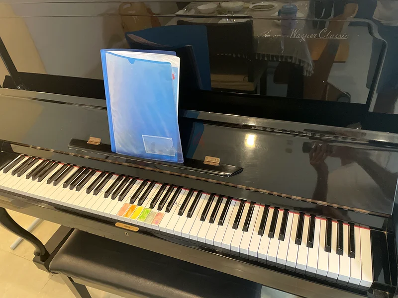 بيانو قائم بحالة جيدة (واغنر)63226780358019111