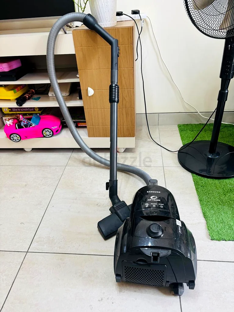 Samsung Air Track Vacuum Cleaner - Powerful  Efficient!63255003124482111