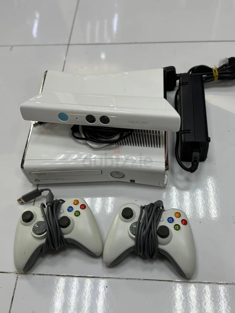 Xbox 360 مستعمل مع جميع الملحقات629346902680331112