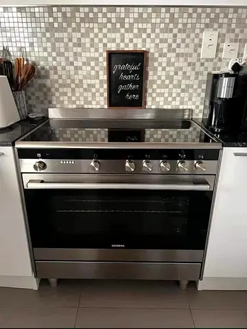 Siemens iQ700 Electric Ceramic Cooker 90/60cm