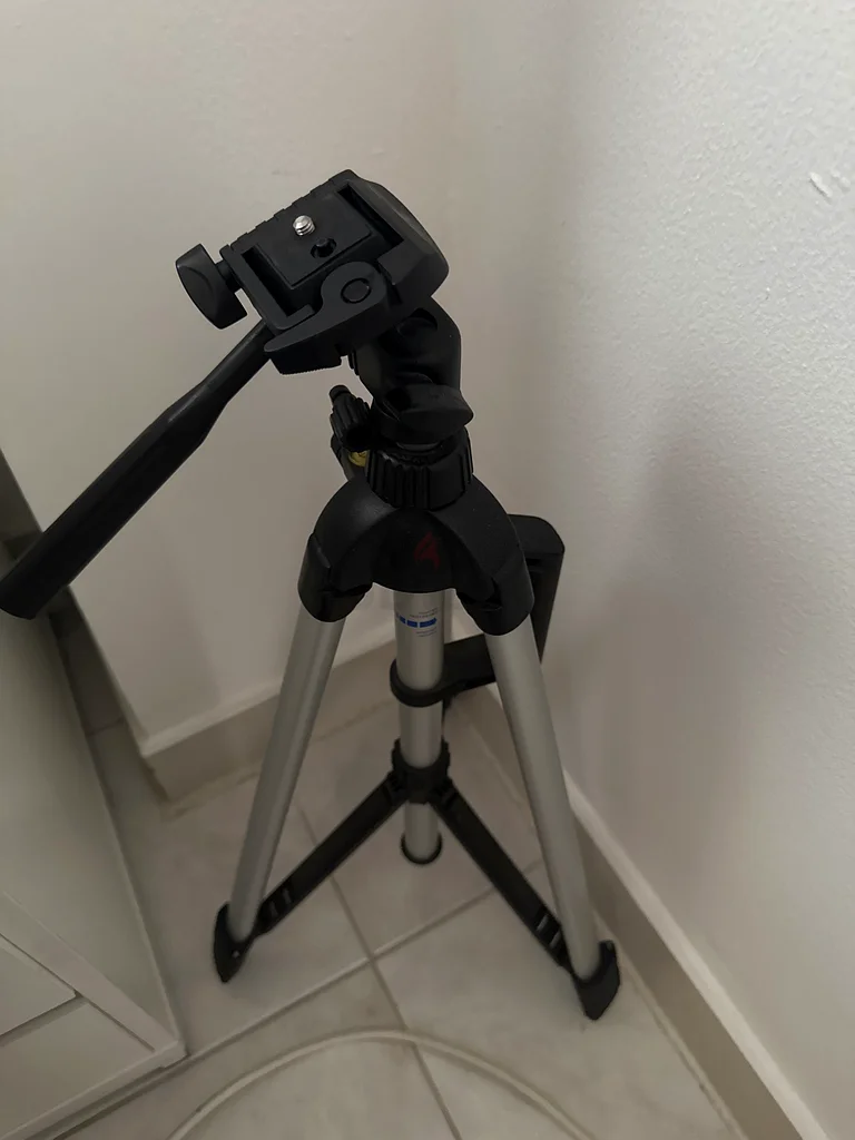كانون EOS M50 مارك الثاني منصة ثلاثية القوائم62931671706243113