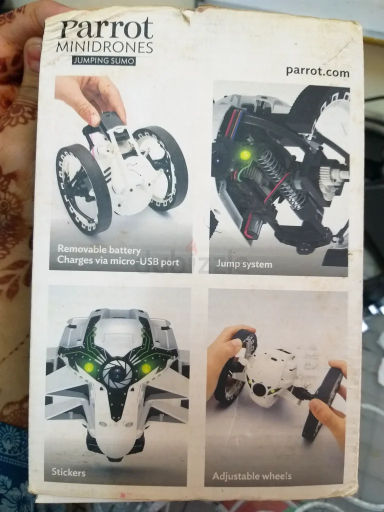 Parrot minidrones jumping sumo63207402984578112