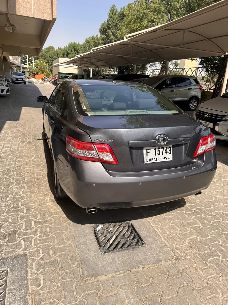 سيارة عائلية مستعملة.63166157621251112