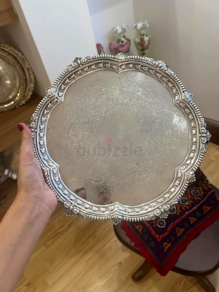 Elegant Vintage Silver Platter - Perfect for Collectors632651036944671124