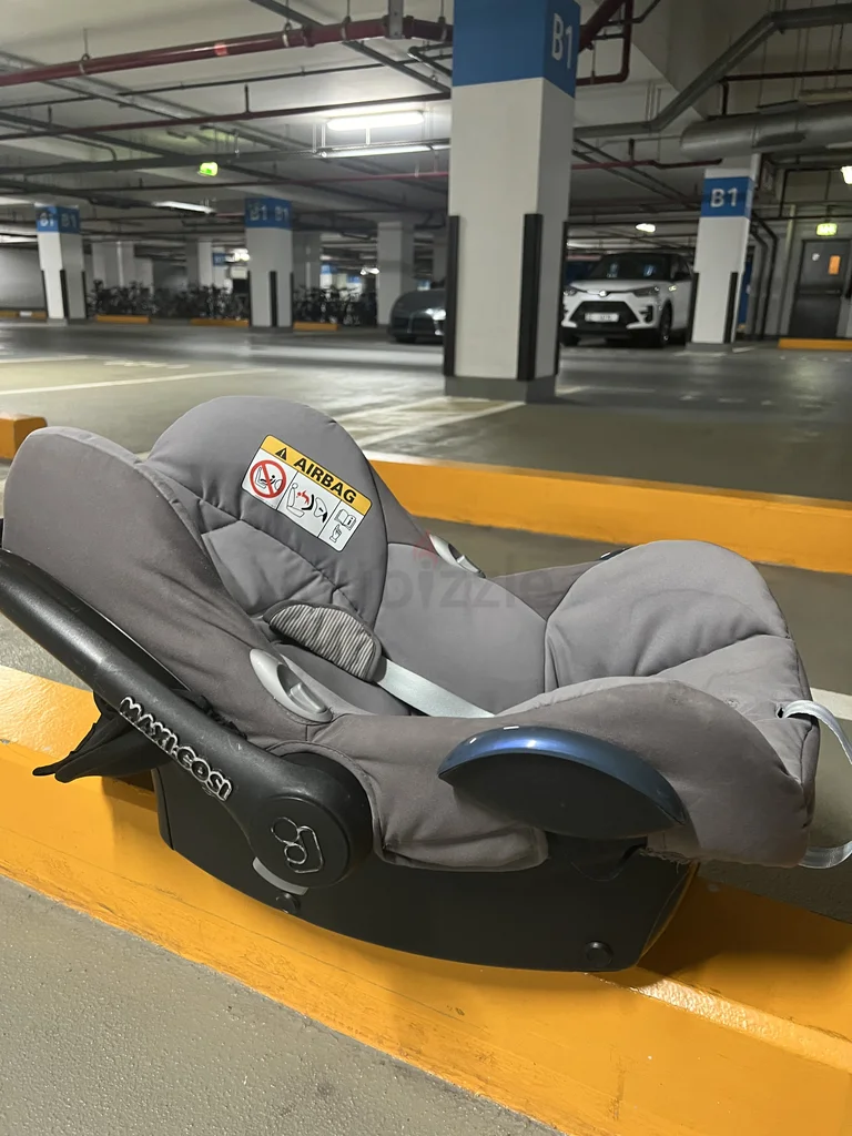 Infant car seat/mirror628638212492831118