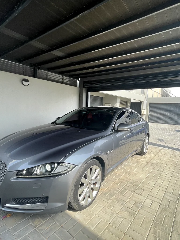 Jaguar Full Option Luxury Low Kilometer Lady Driven In Excellent Condition63222309330433112