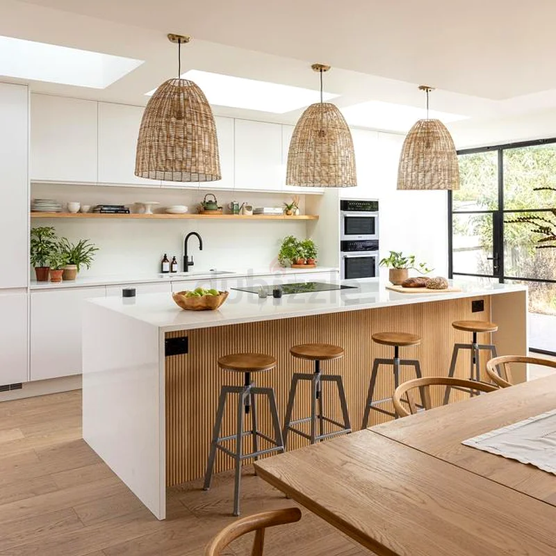 Kitchen  island with marble top63219338930689110