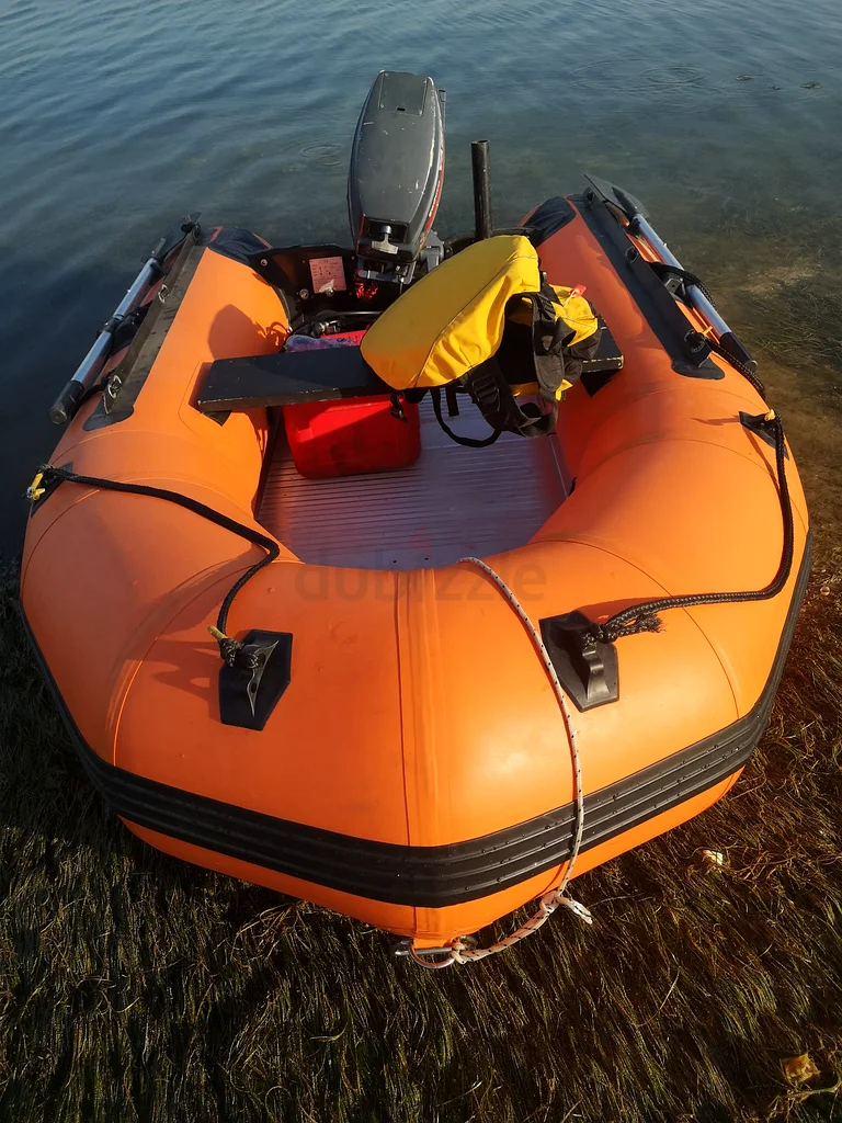 Rubber boat63235109807361112