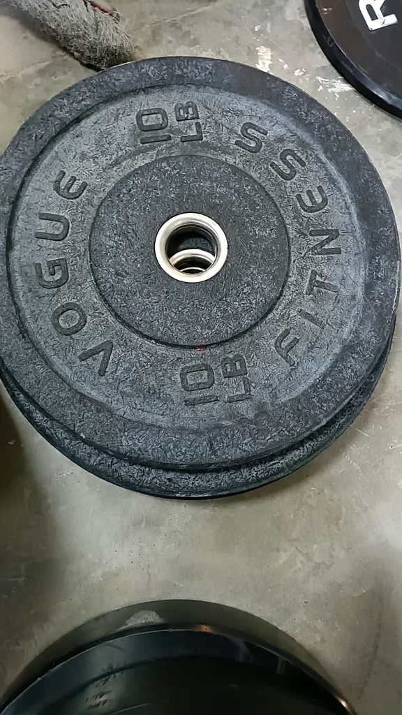 Used dumbbells, plate weights, bars, and chairs for sale.  
Dumbbells, weights, bars, and used chairs for sale.63242165122049112
